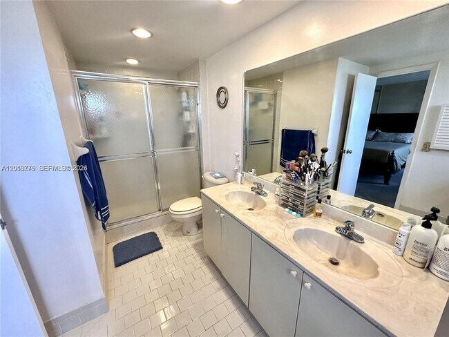 Building Photo - 7361 SW 26th Ct