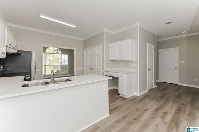 Building Photo - 6005 Russet Meadows Dr