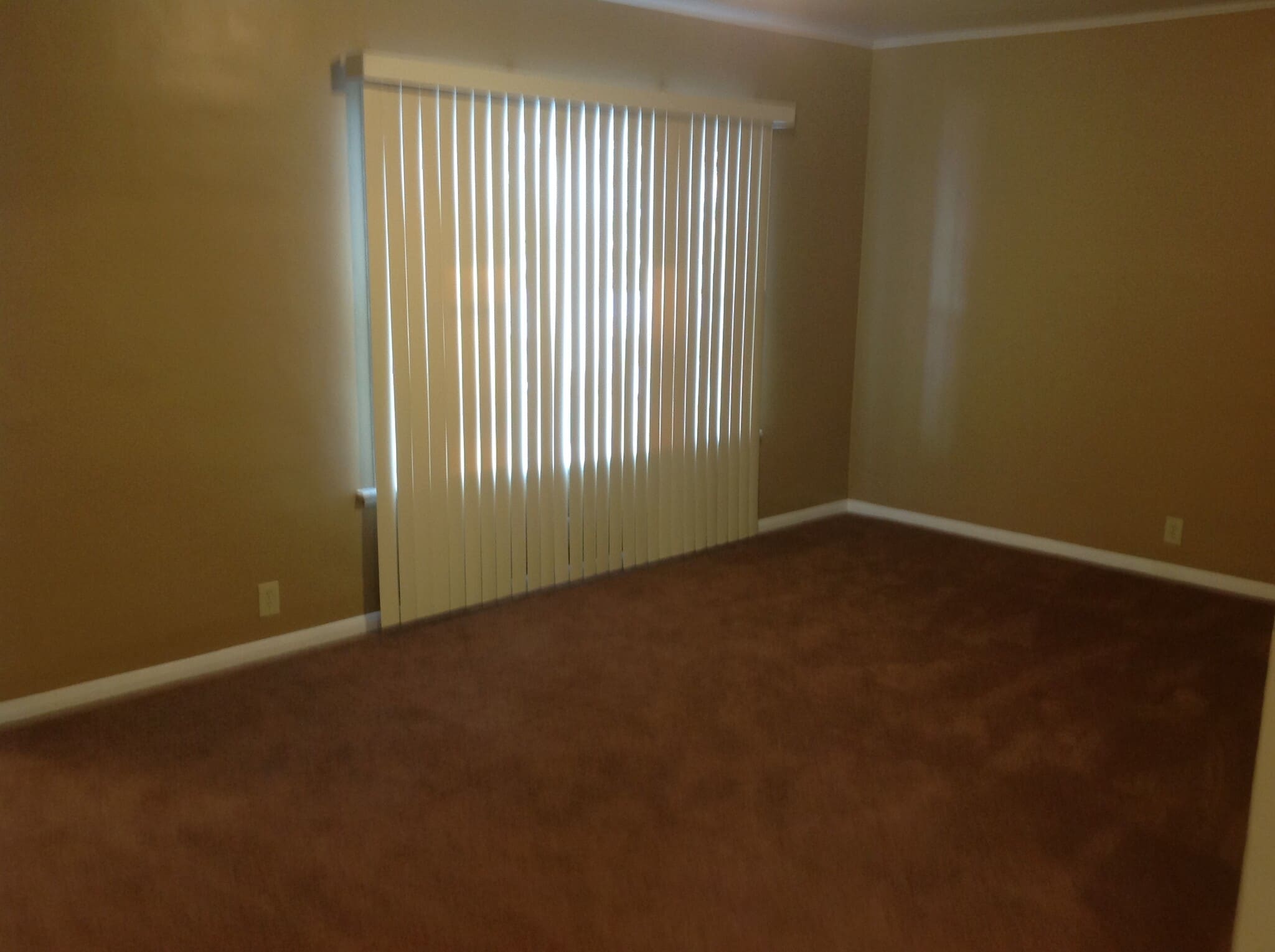 Building Photo - 4027 E 52nd St