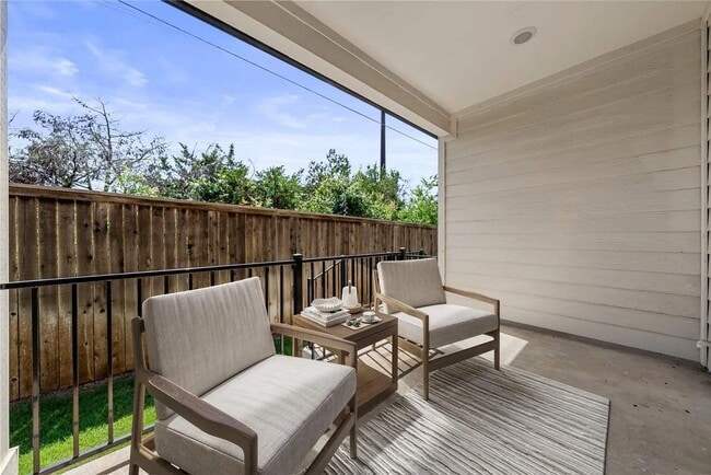 Building Photo - 12315 Maypole Bend