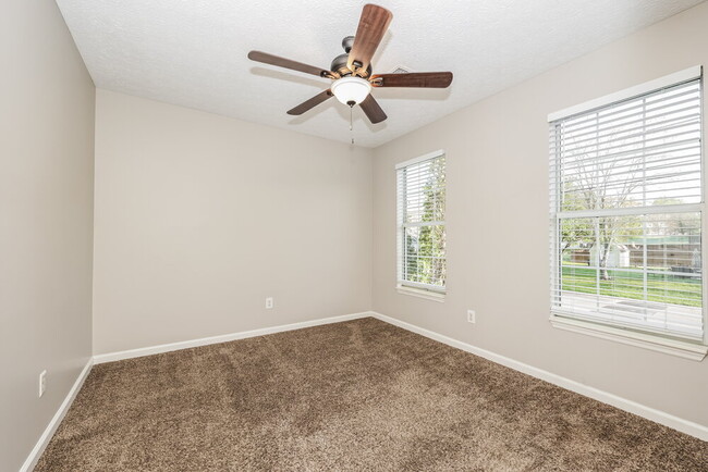 Building Photo - 5128 Pebble Creek Dr