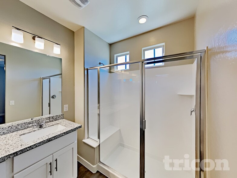 Building Photo - 2929 N 28th St