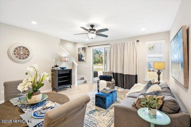 Building Photo - 12926 Ludo Rd