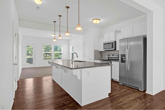 Building Photo - 112 Davenport Dr