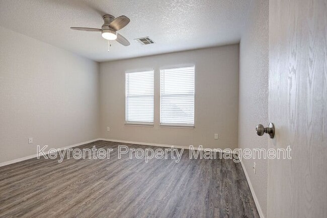 Building Photo - 15405 Acacia Rd