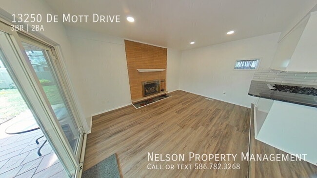 Building Photo - 13250 De Mott Dr