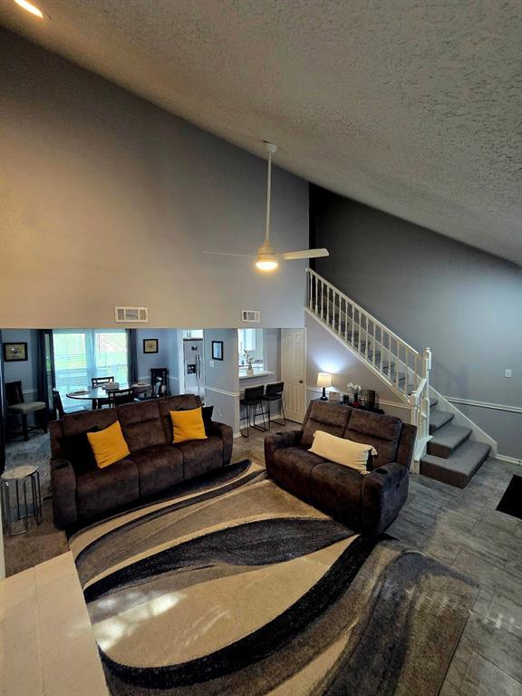 Building Photo - 14244 Oak Chase Dr
