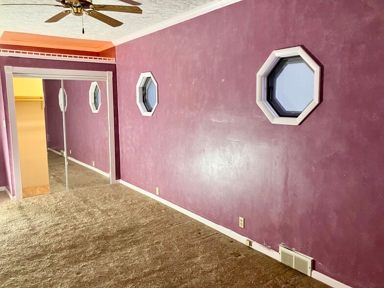 Building Photo - 58 Roanoke Pky