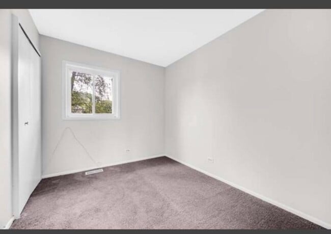 Building Photo - 1765 Short Ave