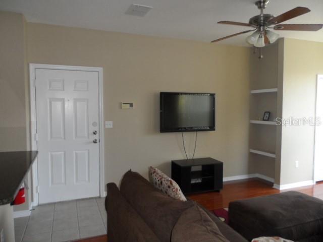 Building Photo - 8927 Legacy Ct