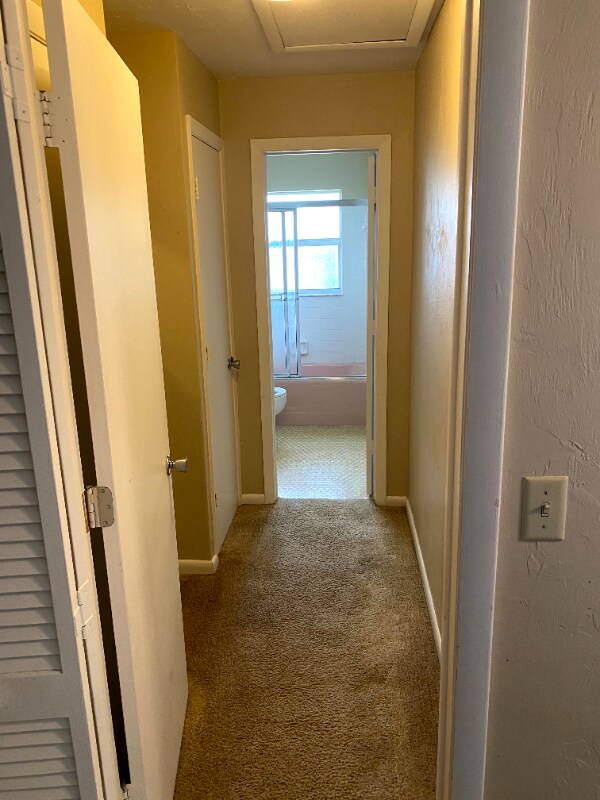 Building Photo - 4802 Tudor Dr