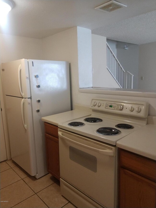 Building Photo - 4028 S 45th St