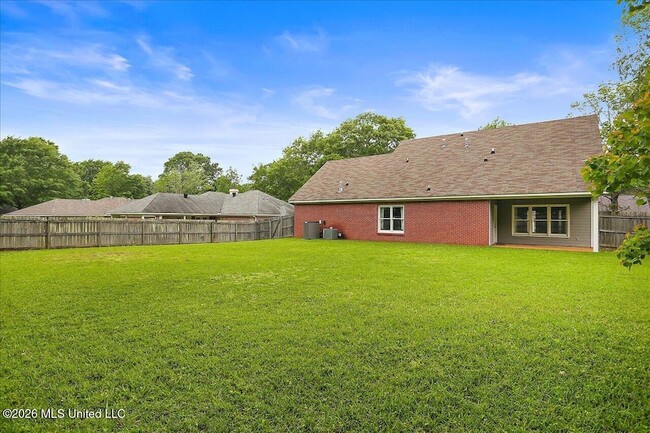 Building Photo - 223 Clark Farms Rd