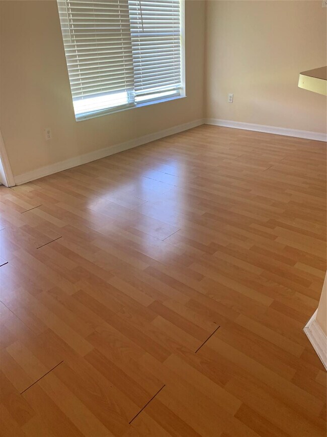 Building Photo - 3190 SW Curcuma St