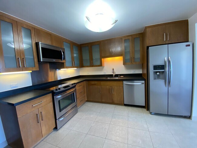 Building Photo - For Rent - [Pacifica] 1009 Kapiolani Blvd ...