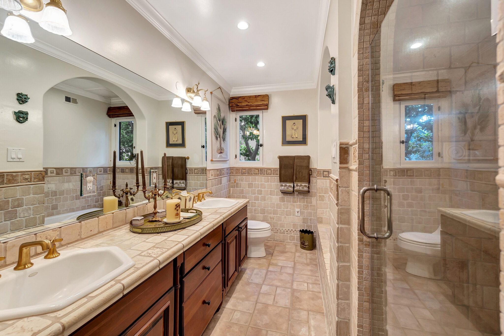 Bathroom - 343 N Croft Ave