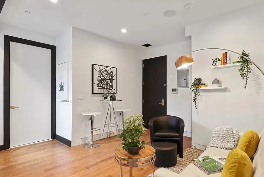 Building Photo - 290 Union Ave