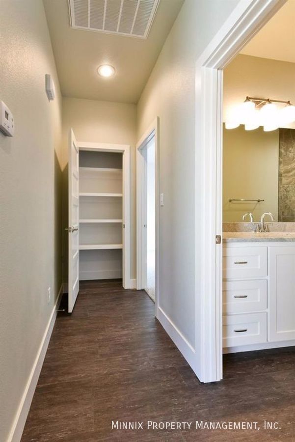 Building Photo - 2103 99th St