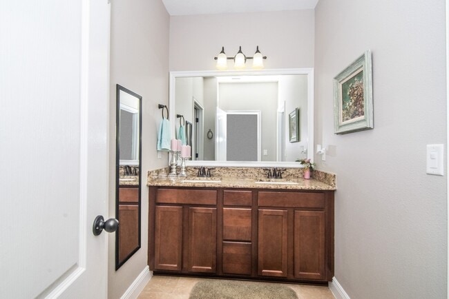 Building Photo - 8114 Champions Forest Way