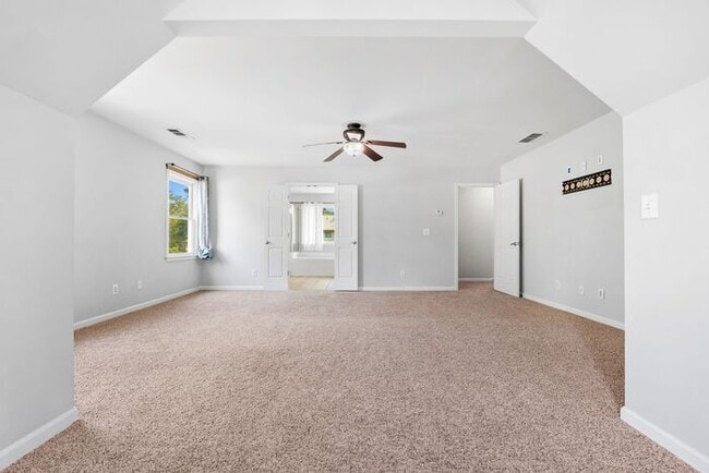 Building Photo - 3485 Maple Terrace Dr