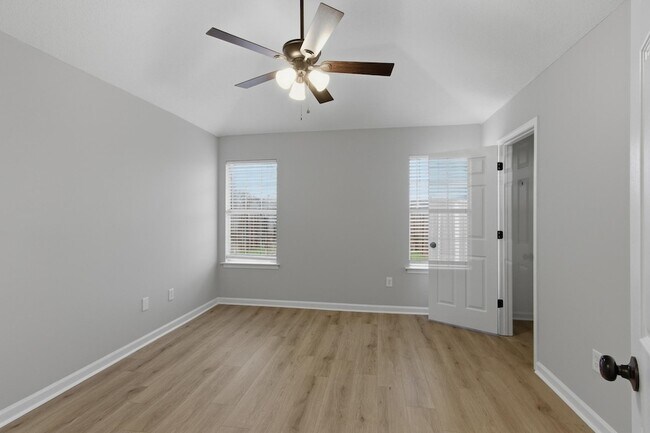 Building Photo - 6856 Wrigley Dr