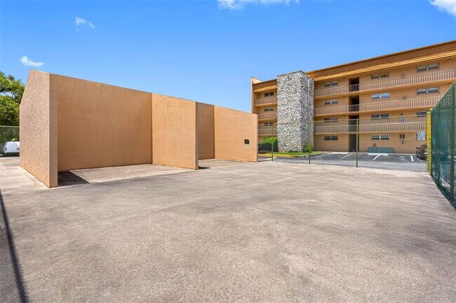 Building Photo - 5820 N Church Ave