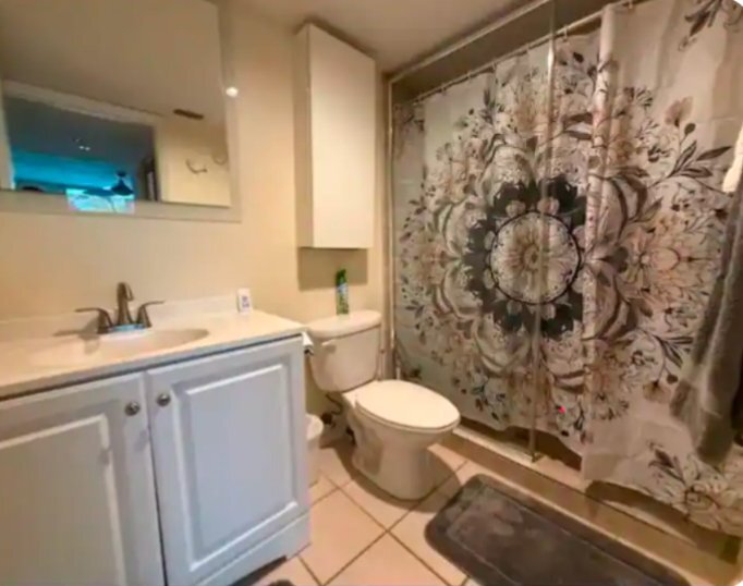 Building Photo - 701 S Madison Ave