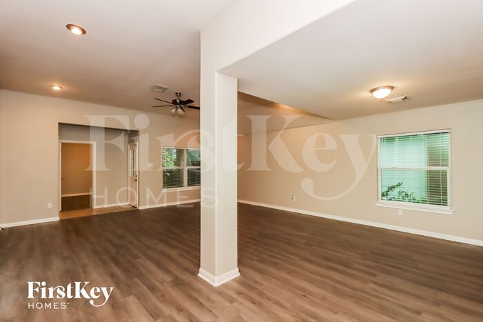 Building Photo - 3922 Cary Creek Dr