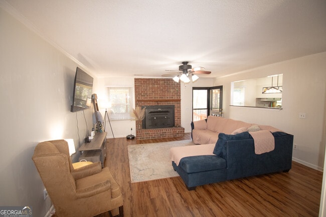 Building Photo - 410 Cardinal Dr