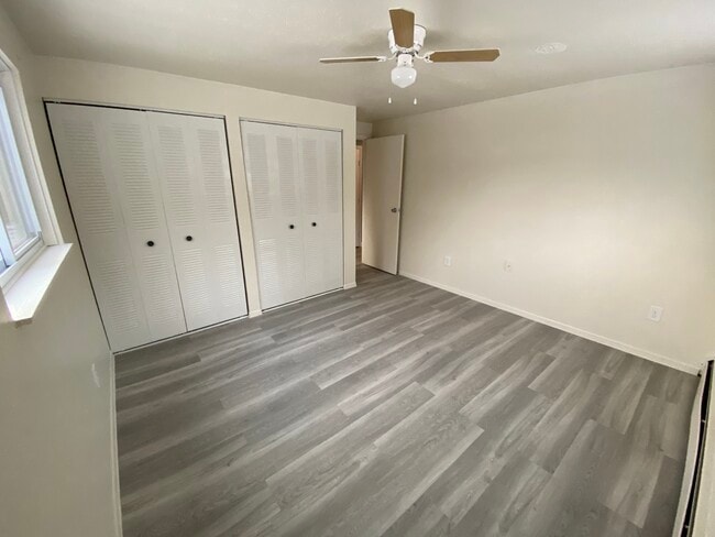 Building Photo - 2278 Grandview Rd