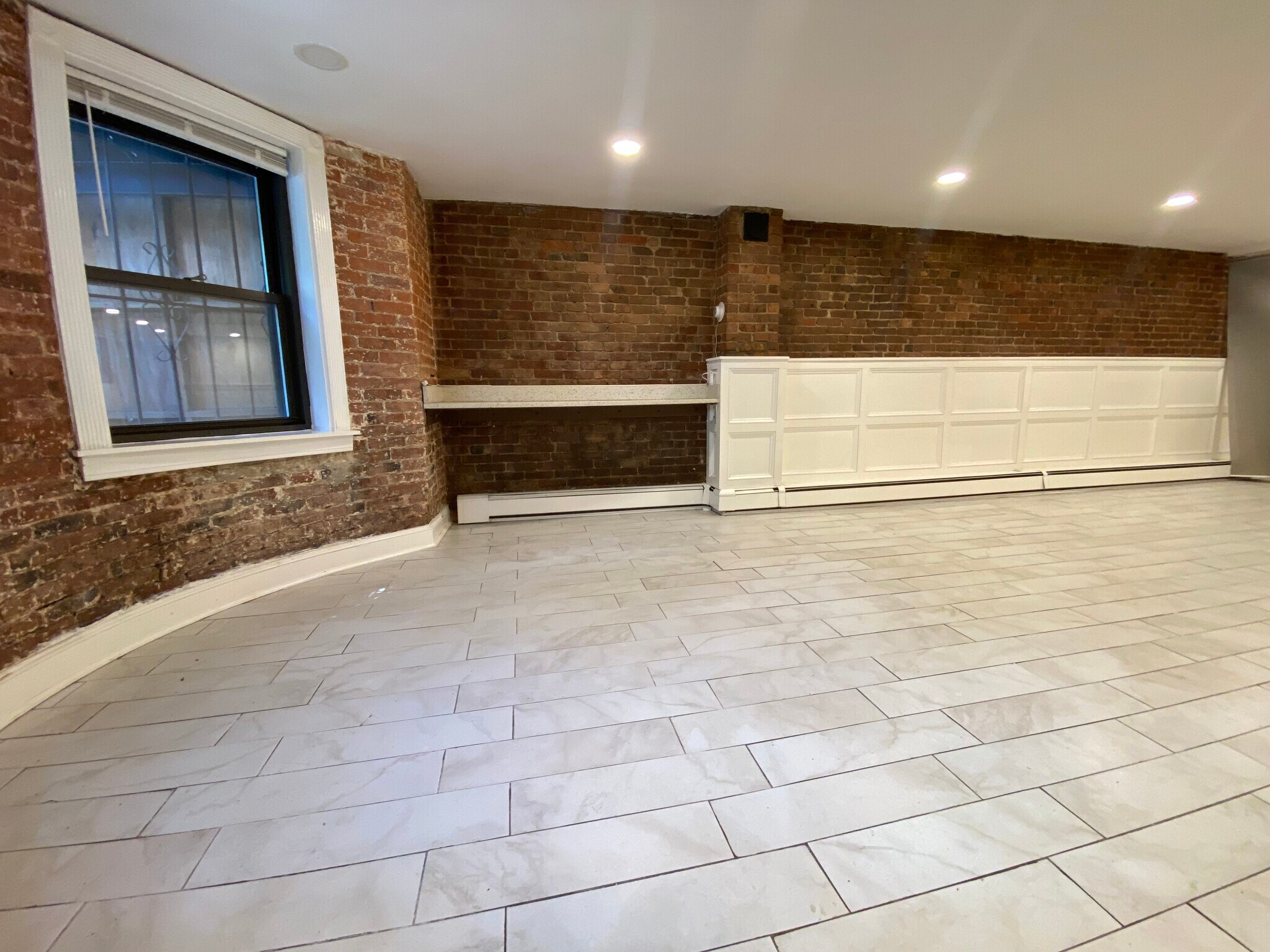 Building Photo - 482 Columbus Ave