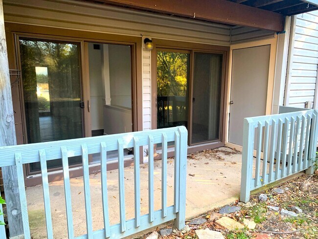 Building Photo - 11026 Harrowfield Rd