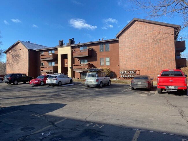 Building Photo - 7150 W 20th Ave