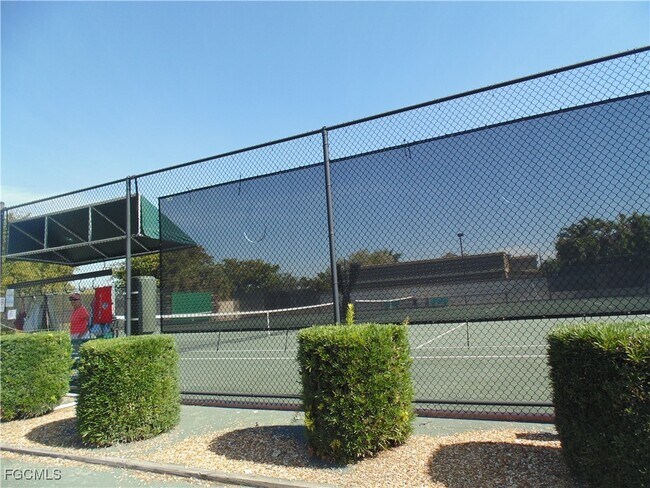 Building Photo - 1700 Pine Valley Dr