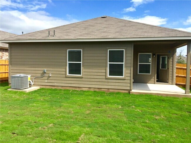 Building Photo - 3053 Blantyre Bnd
