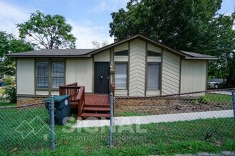 Building Photo - 1828 29th St SW
