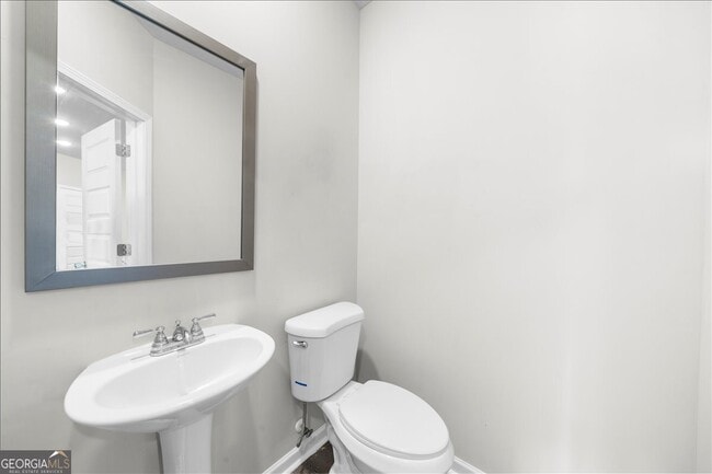 Building Photo - 220 Harrison St