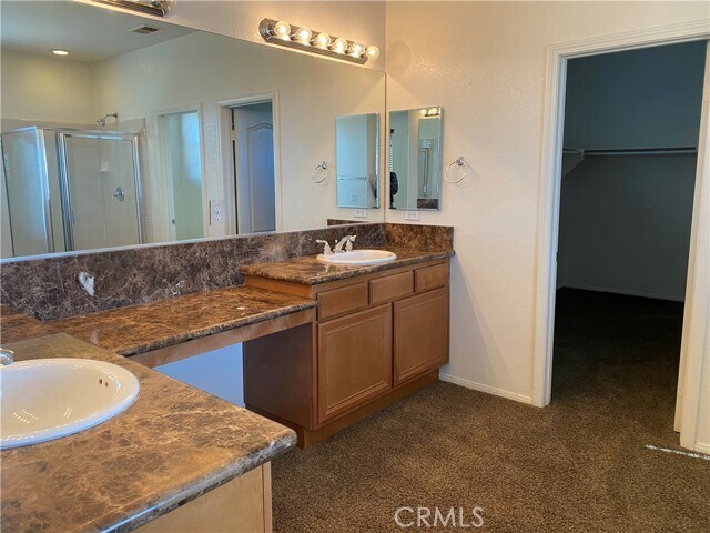 Building Photo - 5505 Sunset Ridge Dr