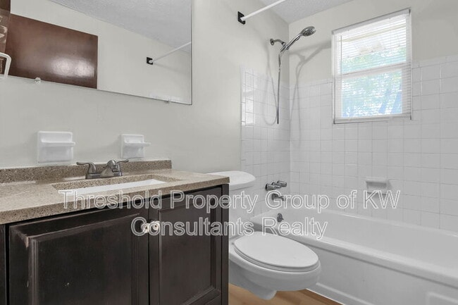 Building Photo - 3490 Clarkston Ave