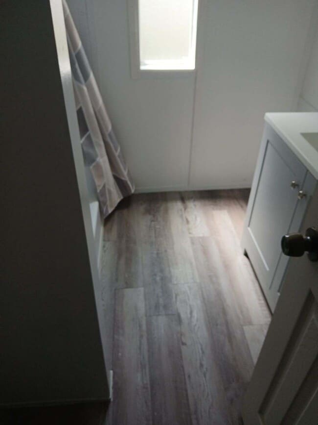 Building Photo - 167 Mae St