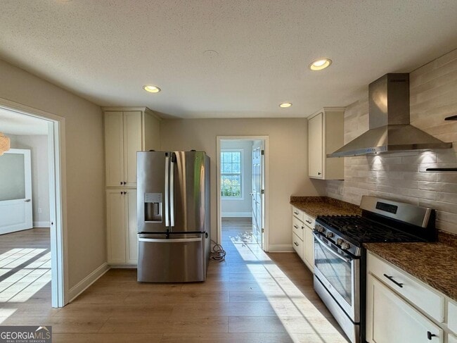 Building Photo - 344 McKibben Dr