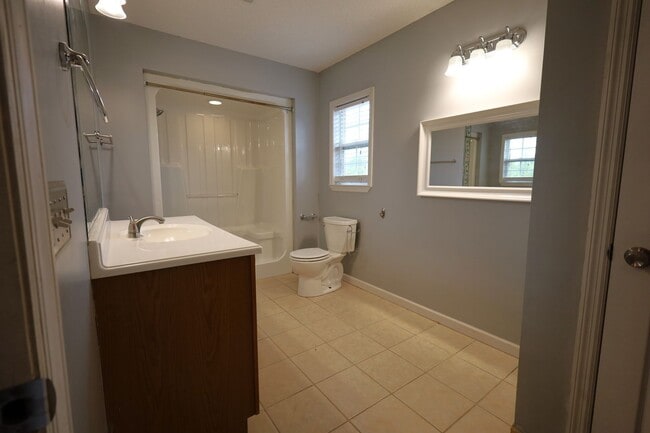 Building Photo - 93 Slosh Ln