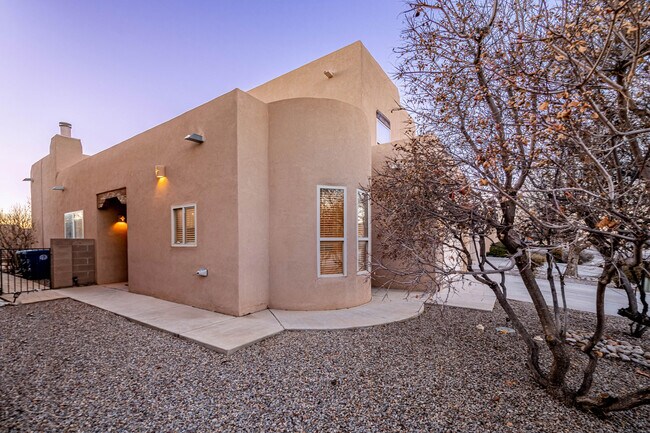 Building Photo - 9719 Calle Chamisa NW