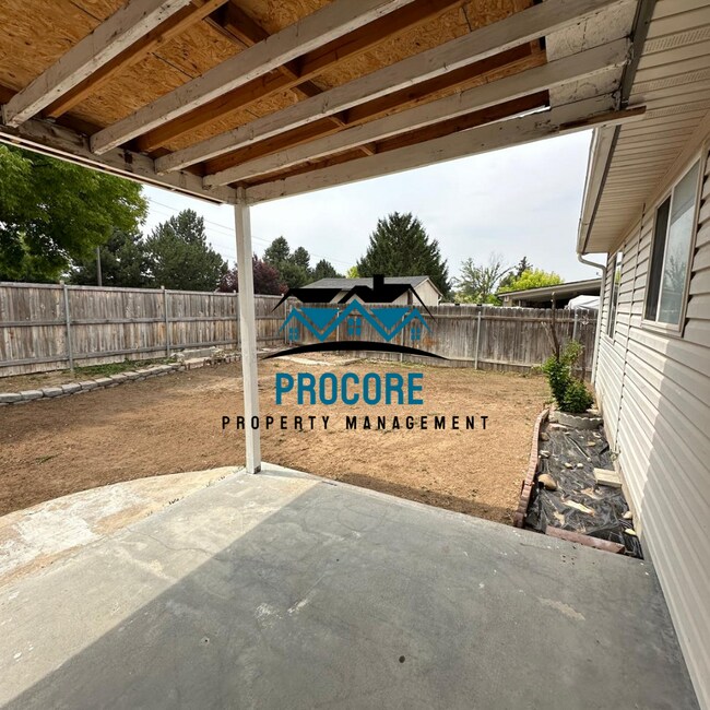 Building Photo - 2313 W Grouse Ave