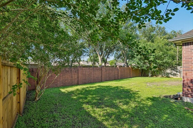 Building Photo - 15415 Truslow Point Ln