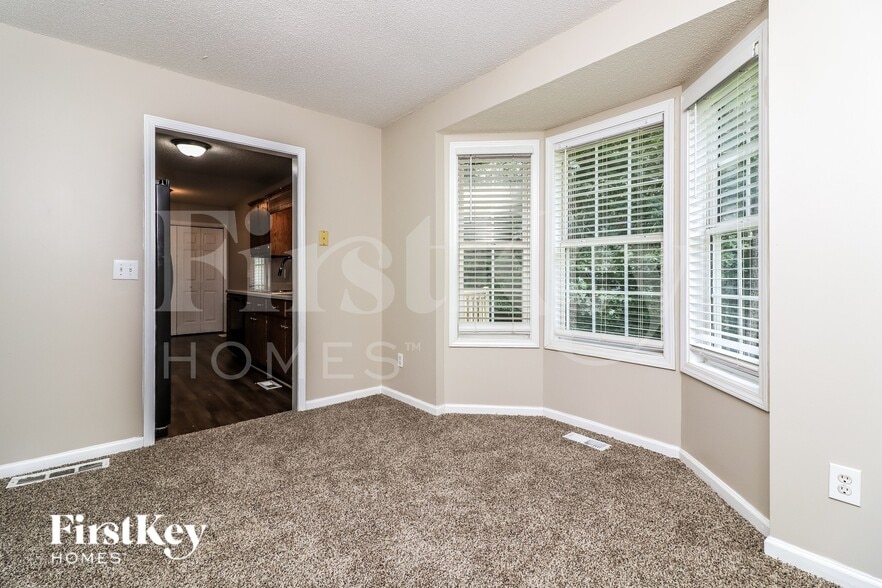Building Photo - 82 Broadlands Dr