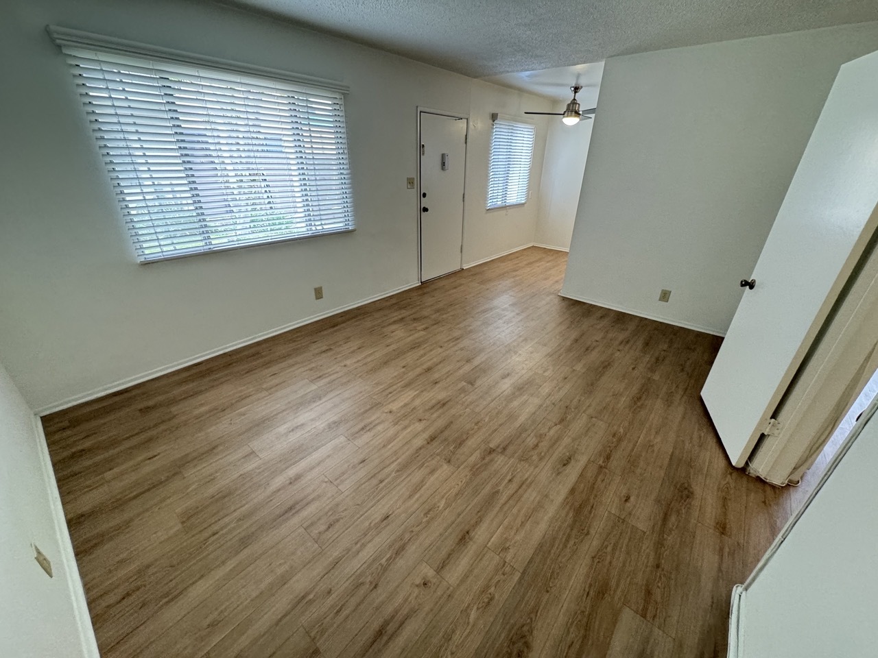 Building Photo - 5102 Inglewood Blvd