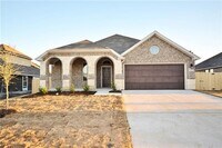 Building Photo - 122 Eagle Feather Rd