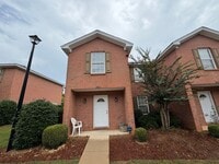 Building Photo - 1477 N. Donahue, Unit 3901