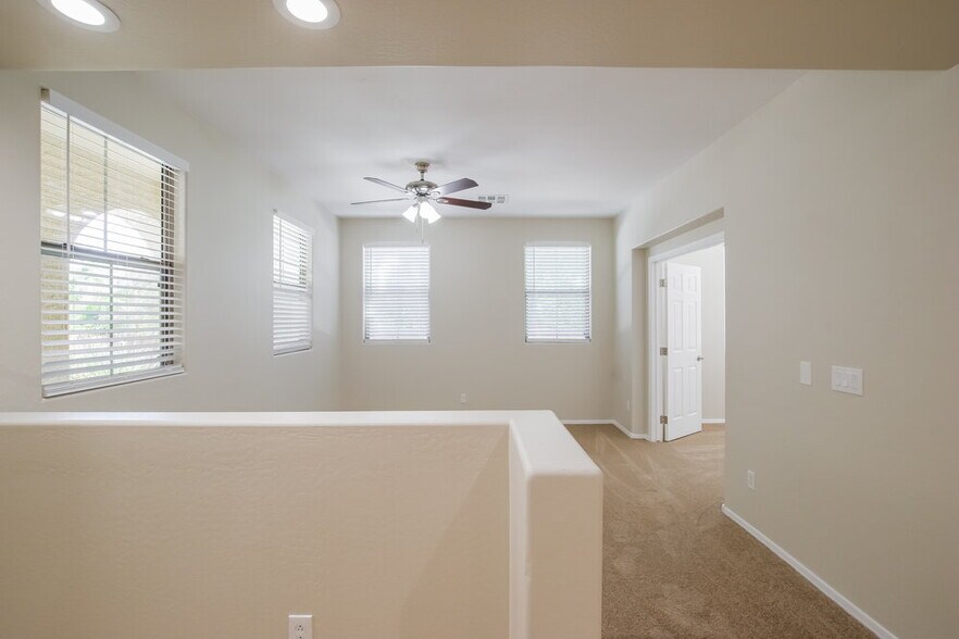 Building Photo - 25934 N 54th Ave
